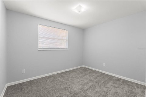 Villa ou maison à vendre à Apopka, Floride: 3 chambres, 130.99 m2 № 1652195 - photo 11