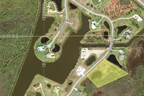 Terreno en Placida, Florida № 2122300