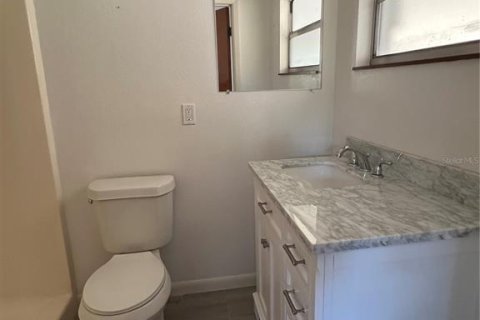 House in Venice, Florida 2 bedrooms, 89.74 sq.m. № 1510761 - photo 12