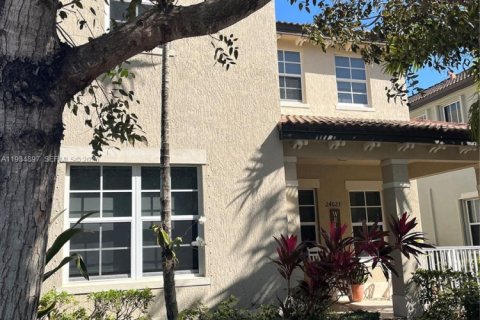 Купить виллу или дом в Хомстед, Флорида 4 спальни, 210.24м2, № 1993070 - фото 16