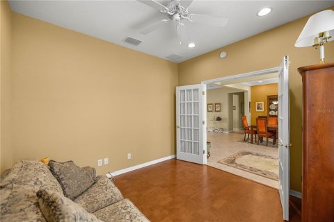 House in Summerfield, Florida 3 bedrooms, 198.72 sq.m. № 1877162 - photo 9
