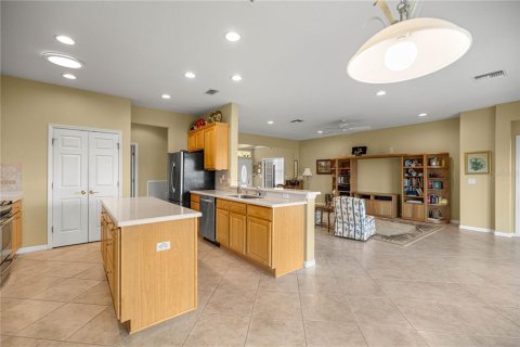 House in Summerfield, Florida 3 bedrooms, 198.72 sq.m. № 1877162 - photo 13