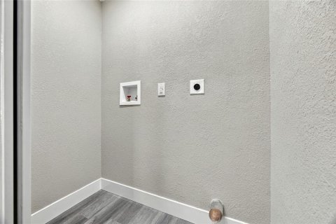Casa en venta en Seminole, Florida, 3 dormitorios, 111.48 m2 № 2387478 - foto 26