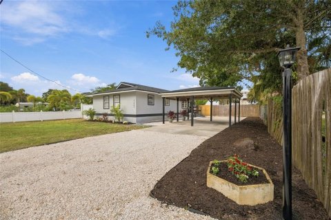 Casa en venta en Seminole, Florida, 3 dormitorios, 111.48 m2 № 2387478 - foto 2