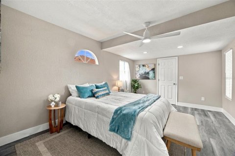 Casa en venta en Seminole, Florida, 3 dormitorios, 111.48 m2 № 2387478 - foto 14