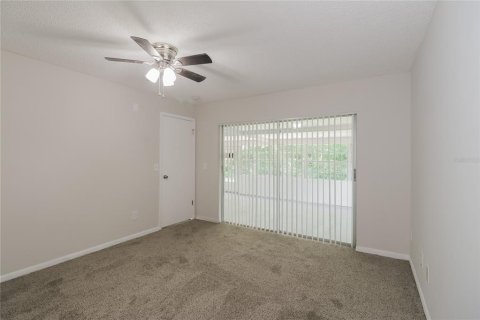 House in Tampa, Florida 3 bedrooms, 138.61 sq.m. № 1843494 - photo 14