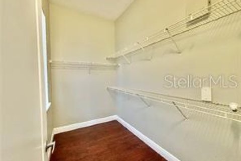 Condominio en alquiler en Orlando, Florida, 1 dormitorio, 79.71 m2 № 1913562 - foto 9