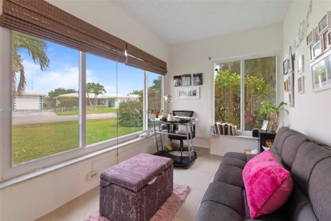 Villa ou maison à vendre à Pompano Beach, Floride: 2 chambres, 123.65 m2 № 1937943 - photo 8