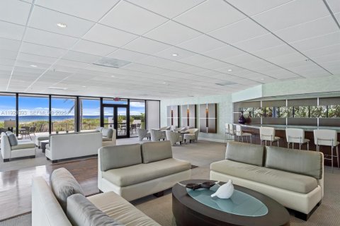 Купить кондоминиум в Бока-Ратон, Флорида 2 спальни, 148.36м2, № 1982174 - фото 23