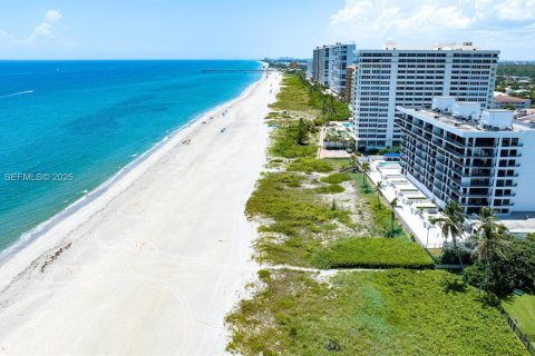 Купить кондоминиум в Бока-Ратон, Флорида 2 спальни, 148.36м2, № 1982174 - фото 28