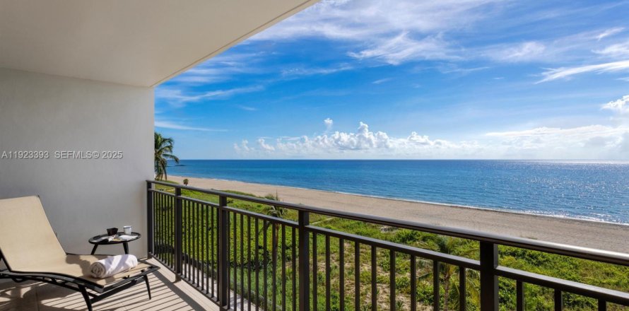 Кондоминиум с 2 спальнями в Бока-Ратон, Флорида № 1982174