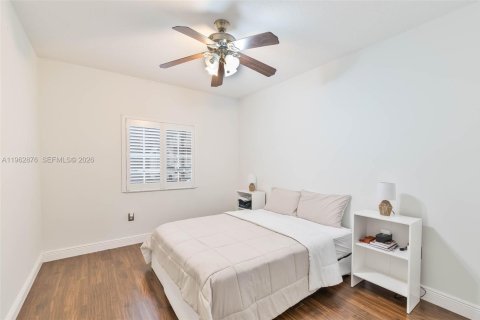 Villa ou maison à vendre à Doral, Floride: 4 chambres, 214.79 m2 № 2024172 - photo 5