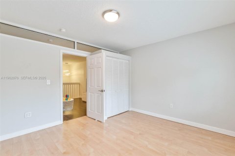 Villa ou maison à vendre à Doral, Floride: 4 chambres, 214.79 m2 № 2024172 - photo 18