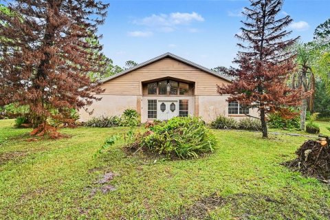 Casa en Mims, Florida 3 dormitorios, 243.4 m2 № 2296890