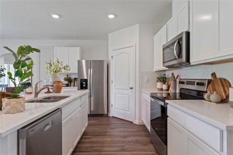 House in Ormond Beach, Florida 4 bedrooms, 169.83 sq.m. № 1914281 - photo 6