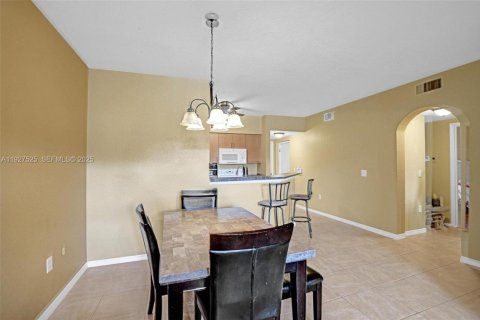 Copropriété à vendre à North Lauderdale, Floride: 2 chambres, 96.15 m2 № 1987137 - photo 14