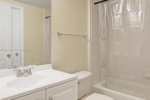 Copropriété à vendre à North Lauderdale, Floride: 2 chambres, 96.15 m2 № 1987137 - photo 29