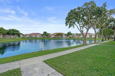 Copropriété à vendre à North Lauderdale, Floride: 2 chambres, 96.15 m2 № 1987137 - photo 6