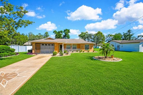 Casa en Spring Hill, Florida 2 dormitorios, 130.06 m2 № 2369688