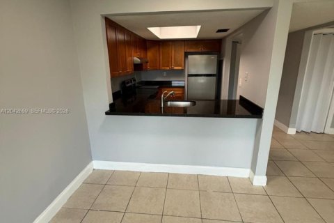 Adosado en alquiler en North Lauderdale, Florida, 3 dormitorios, 158.49 m2 № 2178726 - foto 4