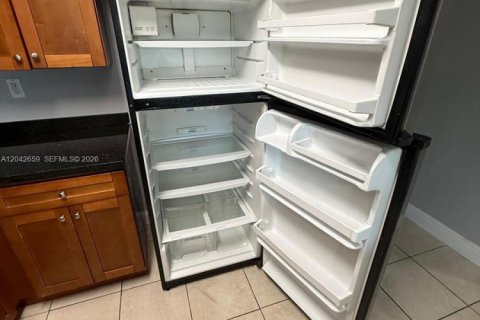 Adosado en alquiler en North Lauderdale, Florida, 3 dormitorios, 158.49 m2 № 2178726 - foto 12