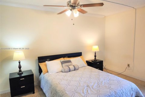 Снять в аренду кондоминиум в Авентура, Флорида 1 спальня, 84.82м2, № 1921362 - фото 17