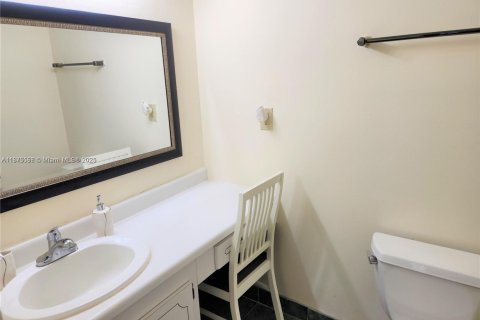 Снять в аренду кондоминиум в Авентура, Флорида 1 спальня, 84.82м2, № 1921362 - фото 13