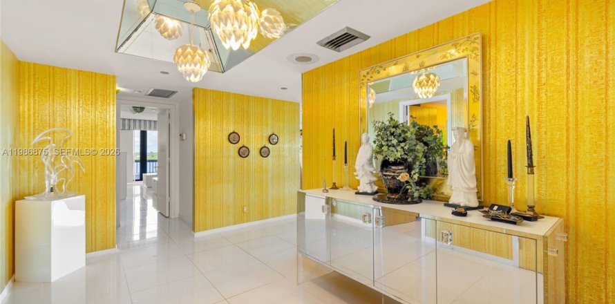 Condo in Palm Beach, Florida, 3 bedrooms  № 2046527