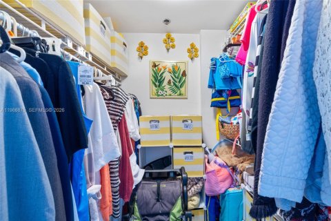 Condo in Palm Beach, Florida, 3 bedrooms  № 2046527 - photo 7