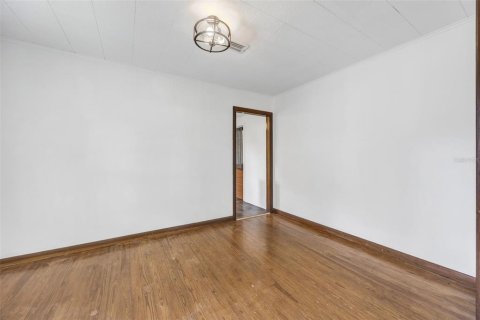 House in Plant City, Florida 2 bedrooms, 73.02 sq.m. № 1902738 - photo 5