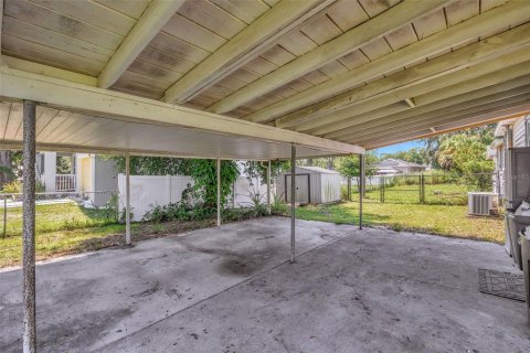 House in Plant City, Florida 2 bedrooms, 73.02 sq.m. № 1902738 - photo 16