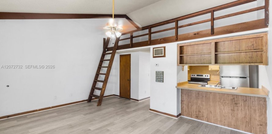 Condominio en Melbourne, Florida, 2 dormitorios № 2339883