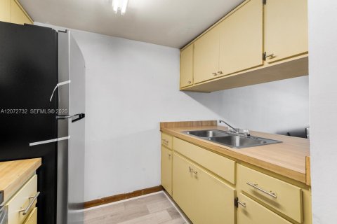 Condominio en alquiler en Melbourne, Florida, 2 dormitorios, 74.32 m2 № 2339883 - foto 6