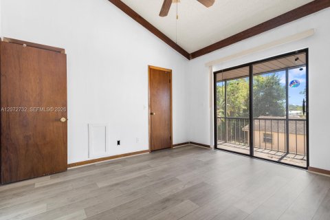 Condominio en alquiler en Melbourne, Florida, 2 dormitorios, 74.32 m2 № 2339883 - foto 3