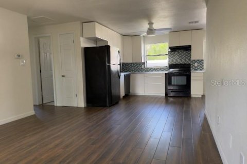 Immobilier commercial à vendre à Clearwater, Floride: 6 chambres, 191.75 m2 № 2095311 - photo 10