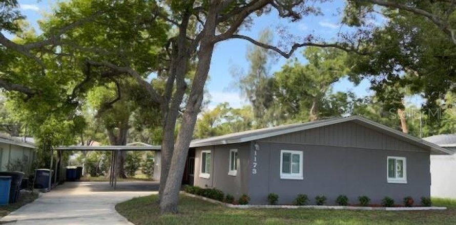 Immobilier commercial à Clearwater, Floride 6 chambres, 191.75 m2 № 2095311
