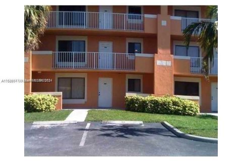 Condo in Davie, Florida, 2 bedrooms  № 2017293 - photo 3