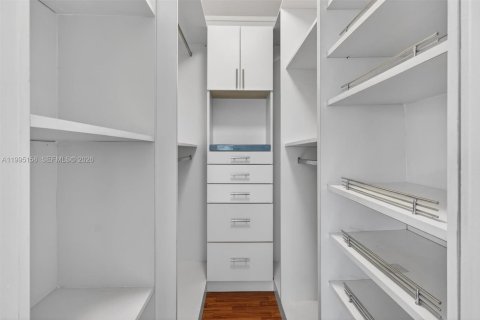 Touwnhouse à vendre à Miami, Floride: 2 chambres, 165.37 m2 № 2058136 - photo 21