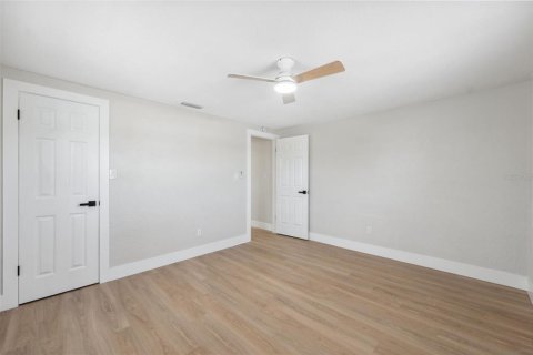 House in Hudson, Florida 3 bedrooms, 135.17 sq.m. № 1648958 - photo 24