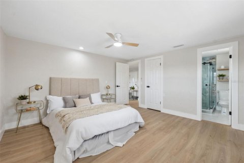 House in Hudson, Florida 3 bedrooms, 135.17 sq.m. № 1648958 - photo 19
