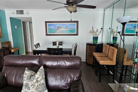 Apartamento en alquiler en Hollywood, Florida, 1 dormitorio, 83.61 m2 № 2071139 - foto 7