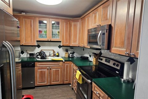 Apartamento en alquiler en Hollywood, Florida, 1 dormitorio, 83.61 m2 № 2071139 - foto 4