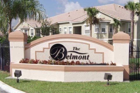 Купить кондоминиум в Норт-Лодердейл, Флорида 1 спальня, 81.57м2, № 1988640 - фото 1