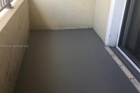 Купить кондоминиум в Норт-Лодердейл, Флорида 1 спальня, 81.57м2, № 1988640 - фото 20