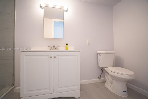 Купить кондоминиум в Халландейл-Бич, Флорида 2 спальни, 111.48м2, № 2397192 - фото 24