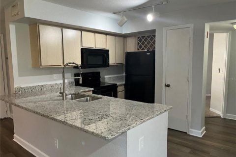 Condominio en alquiler en Orlando, Florida, 2 dormitorios, 94.85 m2 № 2095208 - foto 9