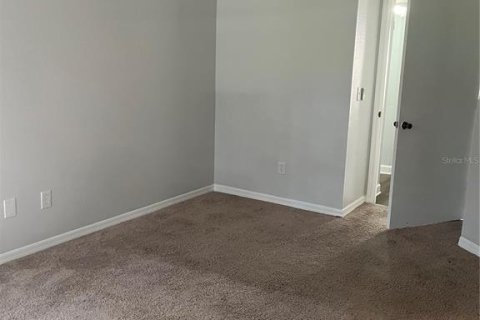 Condominio en alquiler en Orlando, Florida, 2 dormitorios, 94.85 m2 № 2095208 - foto 12