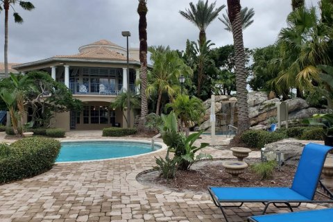 Condominio en alquiler en Orlando, Florida, 2 dormitorios, 94.85 m2 № 2095208 - foto 23