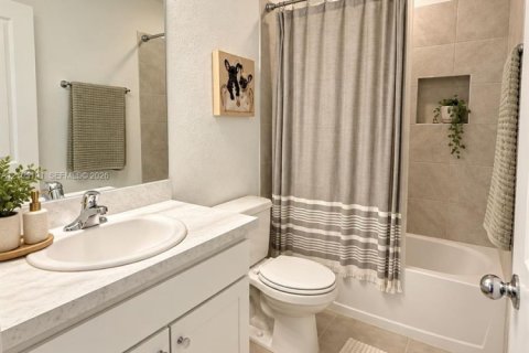 Touwnhouse à vendre à Florida City, Floride: 3 chambres, 127.83 m2 № 2423446 - photo 19