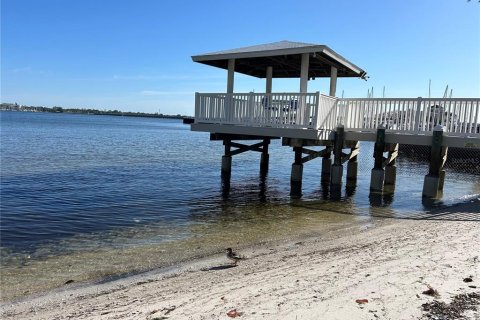 Condominio en alquiler en Bradenton, Florida, 2 dormitorios, 100.33 m2 № 1901637 - foto 13